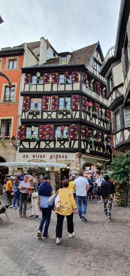 Le Red St Leon : Lit Queen Size * Wifi * Ideal Couple Colmar Bagian luar foto